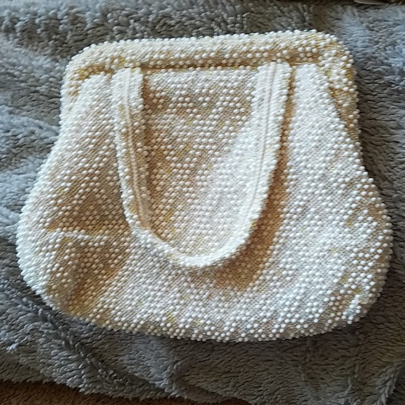 Handbags - HP 4/5! Handmade beaded bag